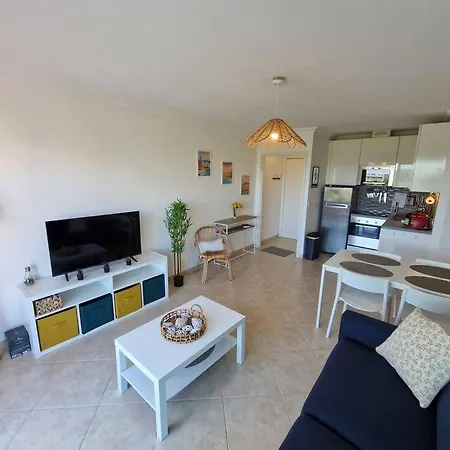 Le Juan Flore : Apt 4 Prs Vue Mer, Clim, Parking * Antibes