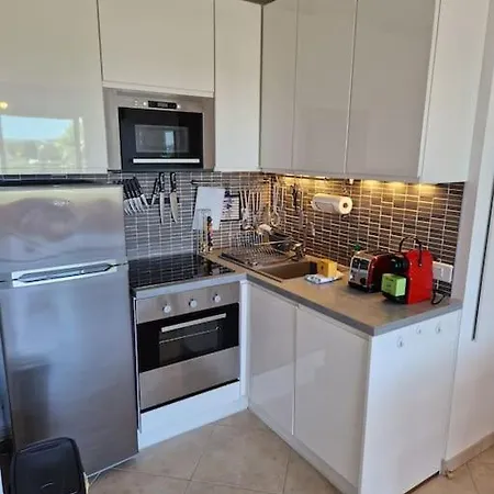Apartment Le Juan Flore : Apt 4 Prs Vue Mer, Clim, Parking *